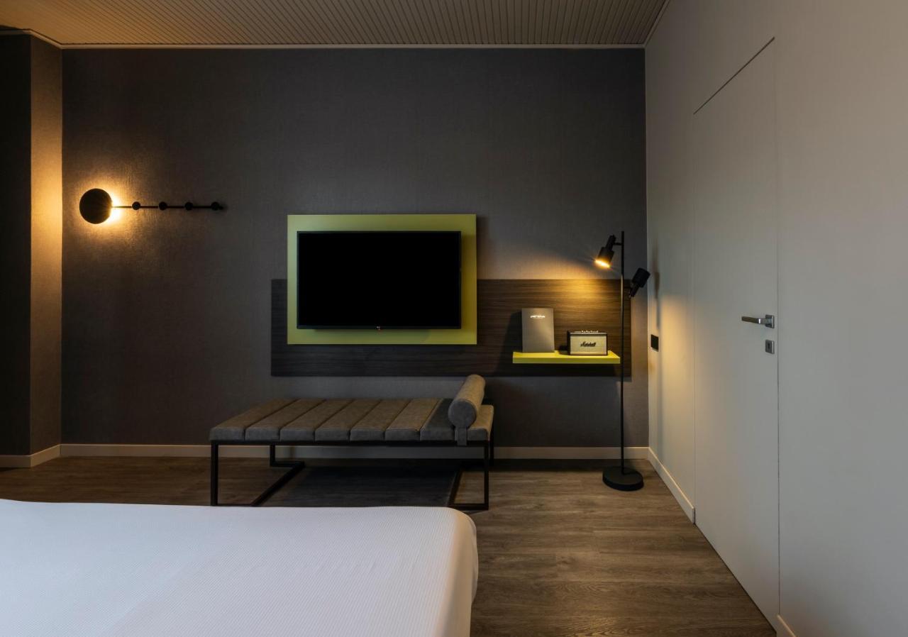 Motel Peralba Saronno Esterno foto