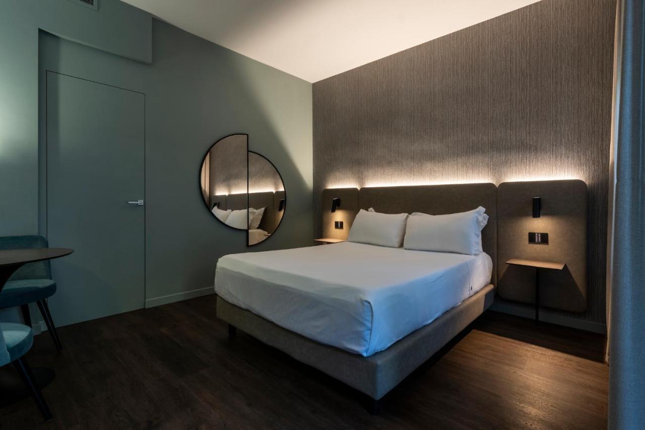 Motel Peralba Saronno Esterno foto